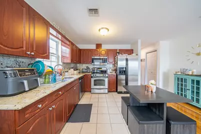 171 Halladay St #2, Jersey City, NJ 07305 - Photo 6
