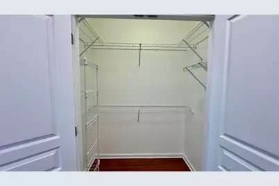 9252 Kennedy Blvd #406, North Bergen, NJ 07047 - Photo 10