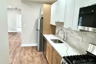 118 Parkview Terrace, Weehawken, NJ 07086 - Photo 2