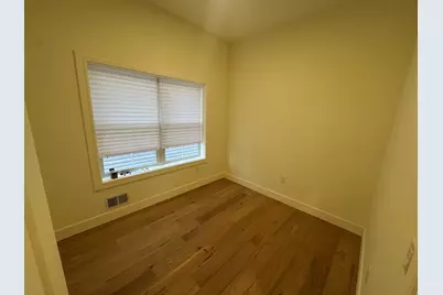 92 East 27th St #1, Bayonne, NJ 07002 - Photo 8