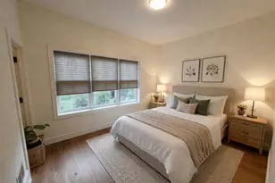 92 E 27th St, Bayonne, NJ 07002 - Photo 2