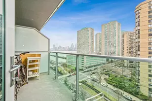 20 Newport Pkwy, Jersey City, NJ 07310 - Photo 18