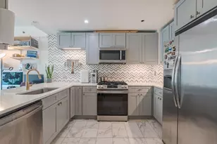 20 Newport Pkwy, Jersey City, NJ 07310 - Photo 16