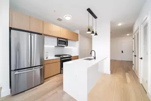 649 38th St, Union City, NJ 07086 - Photo 1