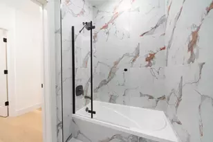 649 38th St, Union City, NJ 07086 - Photo 12