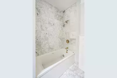 203 Shearwater Ct West #24, Jersey City, NJ 07305 - Photo 16