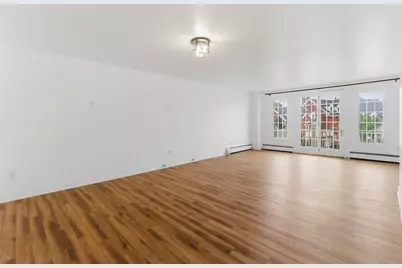 204 Shearwater Ct West #21, Jersey City, NJ 07305 - Photo 2