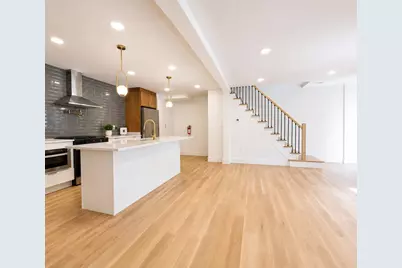 7 Pierce Ave, Jersey City, NJ 07307 - Photo 4