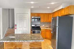 8913 Riverside Pl, North Bergen, NJ 07047 - Photo 4