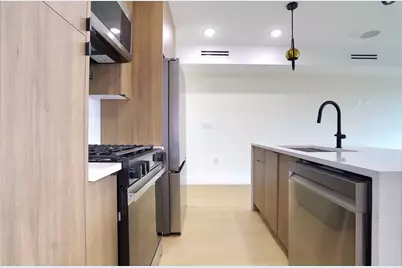 182 Columbia Ave, Jersey City, NJ 07307 - Photo 32
