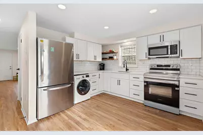 404 Halladay St, Jersey City, NJ 07304 - Photo 2