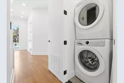 250 Van Horne St #2, Jersey City, NJ 07304 - Photo 6