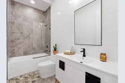 250 Van Horne St #2, Jersey City, NJ 07304 - Photo 4