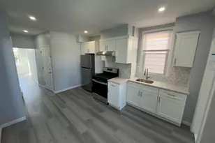 528 Kennedy Blvd, Bayonne, NJ 07002 - Photo 2