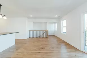 746 Seaport Dr., Elizabeth, NJ 07201 - Photo 8