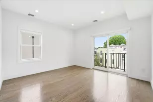 290 Griffith St, Jersey City, NJ 07307 - Photo 20