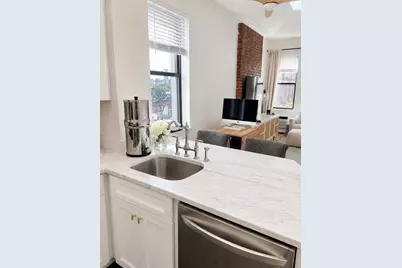 257 12th St #5A, Hoboken, NJ 07030 - Photo 2