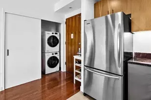 1 Shore Ln, Jersey City, NJ 07310 - Photo 10