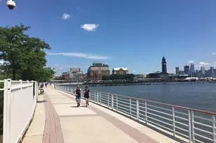 1 Shore Ln, Jersey City, NJ 07310 - Photo 24