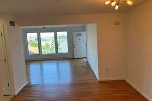 8911 Riverside Pl, North Bergen, NJ 07047 - Photo 6