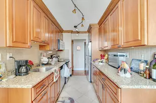 300 Winston Dr, Cliffside Park, NJ 07010 - Photo 12