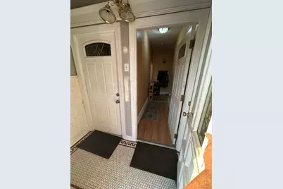 270 Woodlawn Ave, Jersey City, NJ 07305 - Photo 4