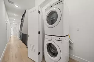115 Charles St, Jersey City, NJ 07307 - Photo 36