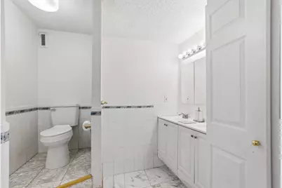 1633 Harmon Cove Tower #1633, Secaucus, NJ 07094 - Photo 24