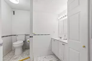 1633 Harmon Cove Tower, Secaucus, NJ 07094 - Photo 24