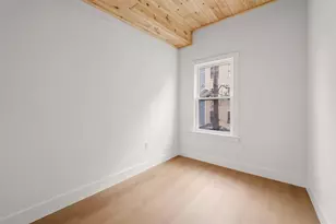 14 Westervelt Pl, Jersey City, NJ 07304 - Photo 10