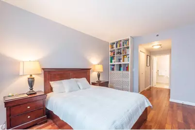 102 Christopher Columbus Dr #401, Jersey City, NJ 07302 - Photo 10