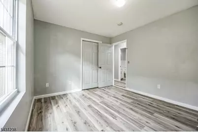 708 Ocean Ave, Jersey City, NJ 07305 - Photo 14