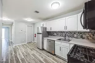 708 Ocean Ave, Jersey City, NJ 07305 - Photo 6