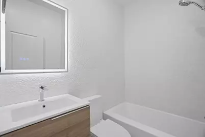 104 Glenwood Ave #201, Jersey City, NJ 07306 - Photo 18