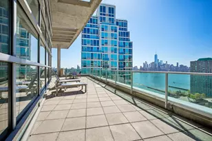 1 Shore Ln, Jersey City, NJ 07310 - Photo 30