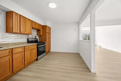 26 Pierce Ave, Jersey City, NJ 07307 - Photo 4