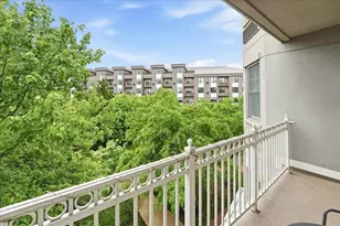 4 Constellation Pl, Jersey City, NJ 07305 - Photo 20