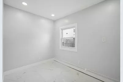 209 71st St, Guttenberg, NJ 07093 - Photo 12