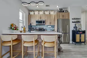 212 70th St, Guttenberg, NJ 07093 - Photo 8