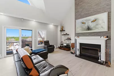 101 Shearwater Ct East #62, Jersey City, NJ 07305 - Photo 2