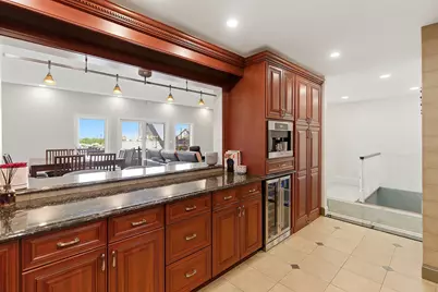 101 Shearwater Ct East #62, Jersey City, NJ 07305 - Photo 8