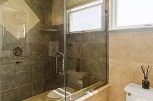 101 Shearwater Ct E, Jersey City, NJ 07305 - Photo 26