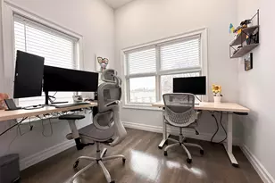 37 Spruce St, Jersey City, NJ 07306 - Photo 12
