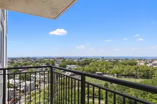 100 Manhattan Ave, Union City, NJ 07087 - Photo 8
