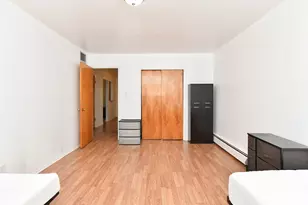 207 Manhattan Ave, Jersey City, NJ 07307 - Photo 14