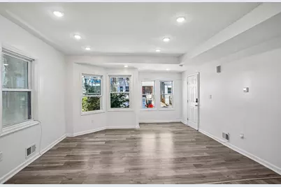 26 Olean Ave, Jersey City, NJ 07304 - Photo 22