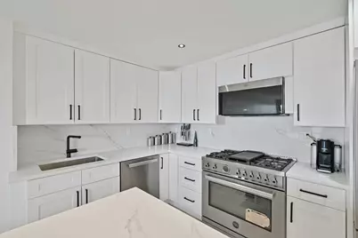 6040 Blvd East #31E, West New York, NJ 07093 - Photo 12