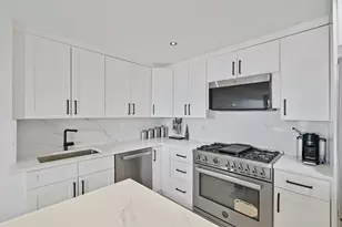 6040 Blvd E, West New York, NJ 07093 - Photo 12