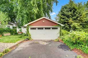 1507 Hiawatha Ave, Hillside, NJ 07205 - Photo 2