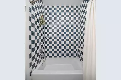 95 Thorne St, Jersey City, NJ 07307 - Photo 14